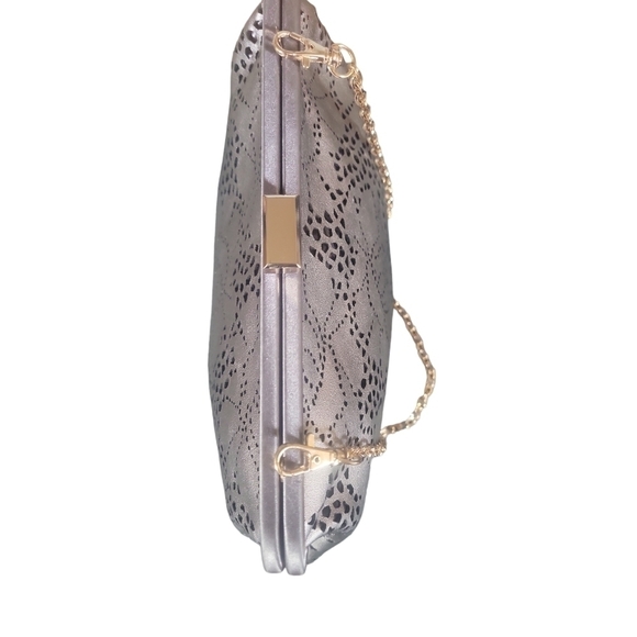 Urban Expression Vegan Leather Floral Cut Out Gold Chain Link Crossbody Bag - Picture 2 of 11